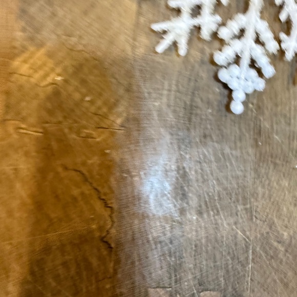 Vintage 1970’s White Plastic Snowflake Gliter Ornaments Set of 12 - Picture 12 of 12